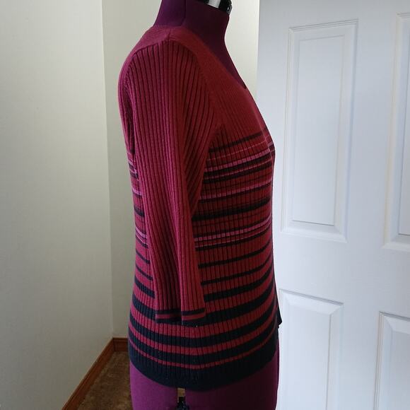 Lane Bryant Red Ribbed Striped Sweater Large missing tags 3/4 sleeves crew neck - Picture 4 of 11